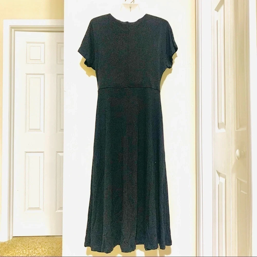 NWT T TAHARI black key hole maxi dress size M